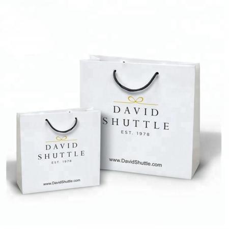 precio competitivo elegante logotipo de marca personalizado boutique de lujo compras bolsas de regalo de papel blanco con asas de cinta