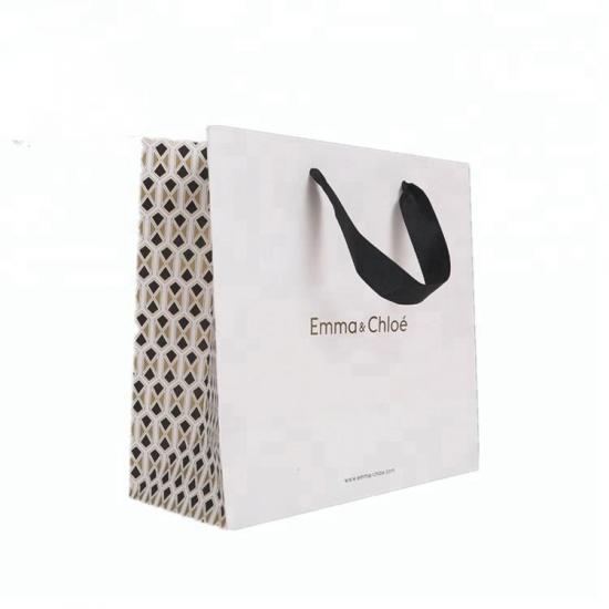 Personalizar el logotipo de marca de fábrica china vino de lujo Libro  Blanco de la tiendas boutique Bolsas de regalos - China Bolsa de papel,  bolsa de Embalaje