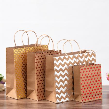 Barato especial mini regalo de navidad portador de papel bolsa de compras de material de papel bolsa de papel kraft china