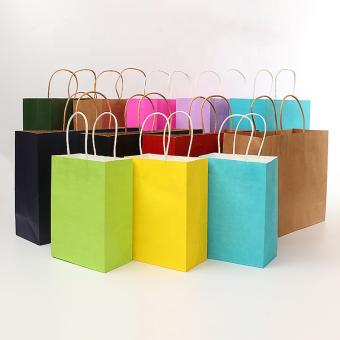 Bolsas de papel de mango kraft reciclado en blanco personalizado del proveedor para embalaje