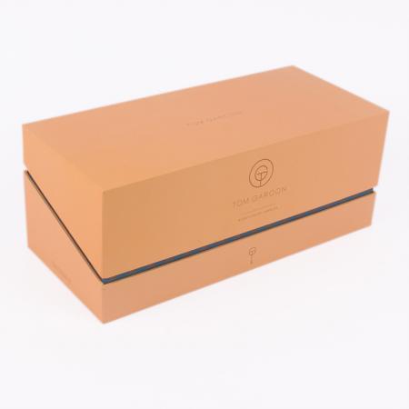 caja de regalo de embalaje de cartón con vela magnética rosa flip top personalizada