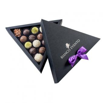 embalaje de caja de regalo de chocolate de cartón de papel en forma de triángulo personalizado por mayor